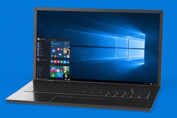 Обои для Windows 10 рисовали с помощью лазеров и дыма
