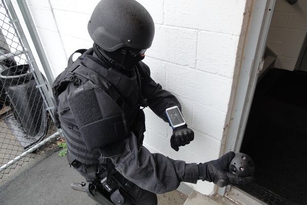 Камера-«попрыгун» делает панорамную съемку опасных мест