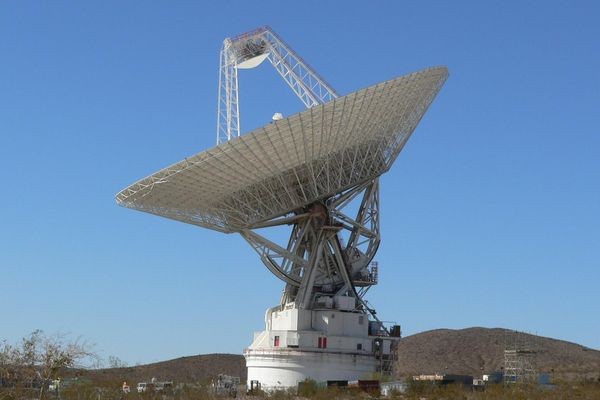 Как New Horizons передал снимки Плутона за пять миллиардов километров