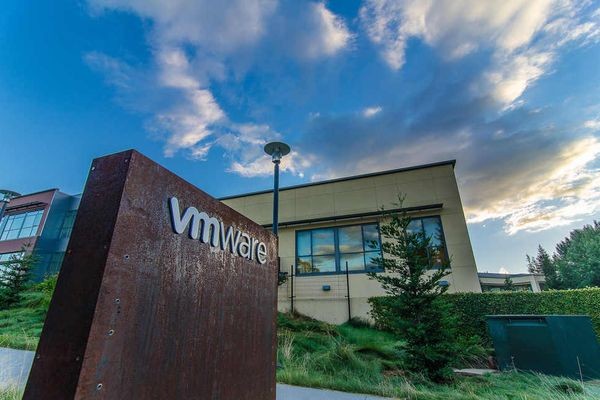 VMware совершенствует стек виртуализации для дата-центров