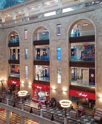 Digital Signage в крупнейшем в Европе детском магазине