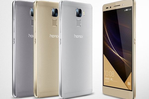 В России представлен металлический смартфон Huawei Honor 7