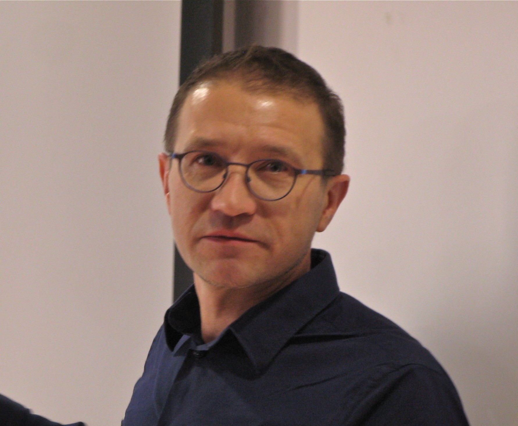 «Помощник» с элементами «коллеги»