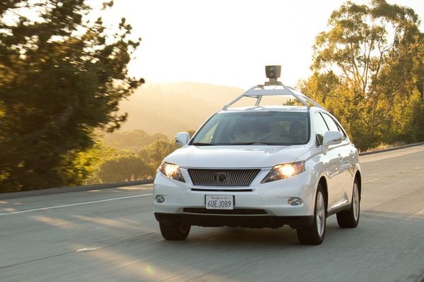 Для автомобилей-роботов предлагают проводить экзамен по вождению