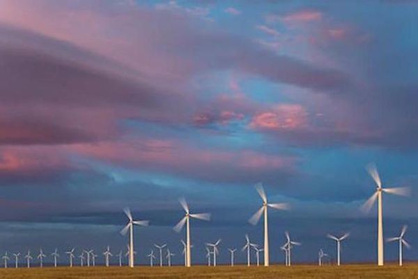 Amazon построит ветроэлектростанцию для снабжения центров обработки данных