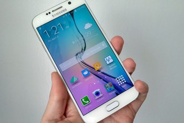 Galaxy S7: быстрее, дешевле и вновь со слотом для карт памяти