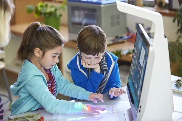 На моноблоке HP Sprout Pro можно работать с виртуальными объектами «в воздухе»