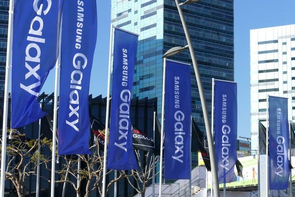 MWC: Samsung представляет флагманские смартфоны следующего поколения