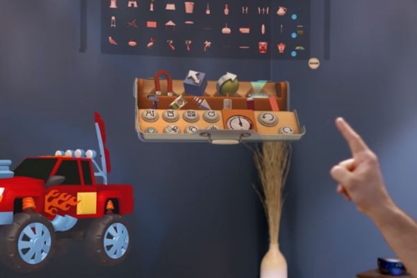 Вышли первые игры и приложения для шлема Microsoft HoloLens