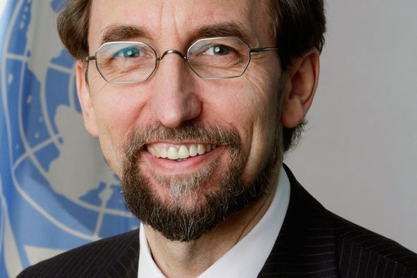 Верховный комиссар ООН по правам человека поддержал позицию Apple в споре с ФБР