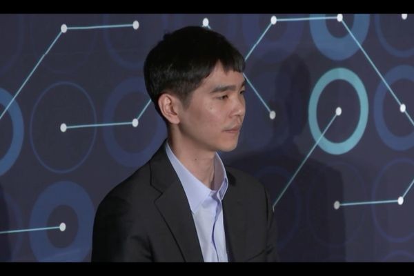 Программа Google AlphaGo снова победила южнокорейскую звезду игры го