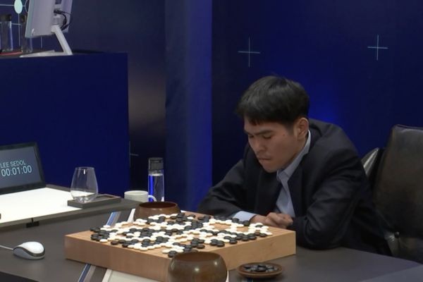 Итог противостояния чемпиона в игру го и машины: 4:1 в пользу компьютера