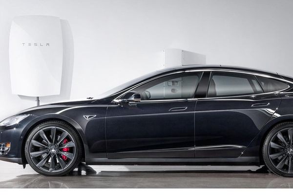 В Tesla готовят выпуск общедомового аккумулятора