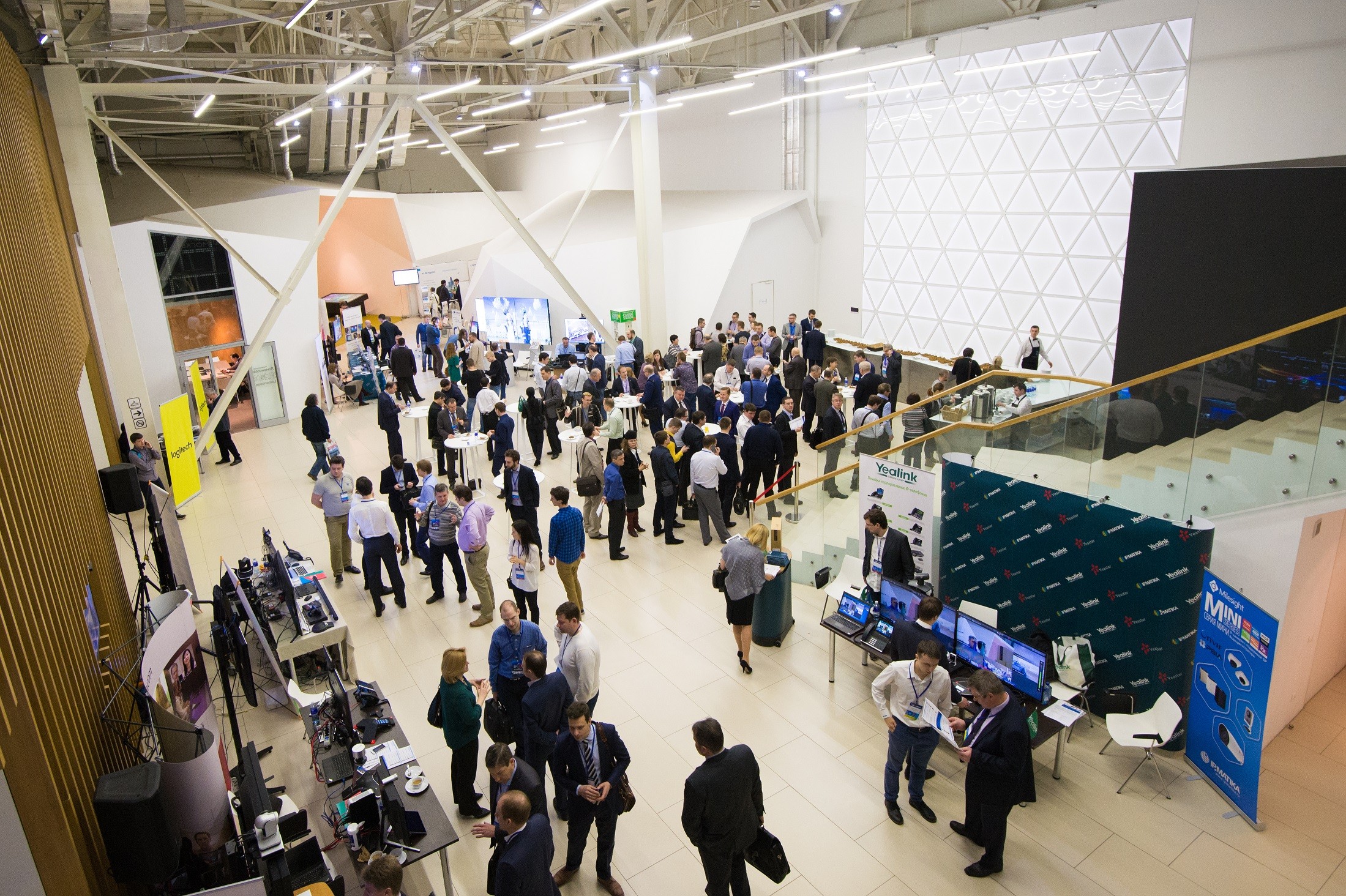 Журнал LAN провел шестой международный форум «Бизнес-Видео 2016»