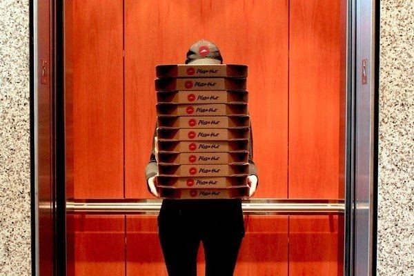 Pizza Hut берет пример с Uber