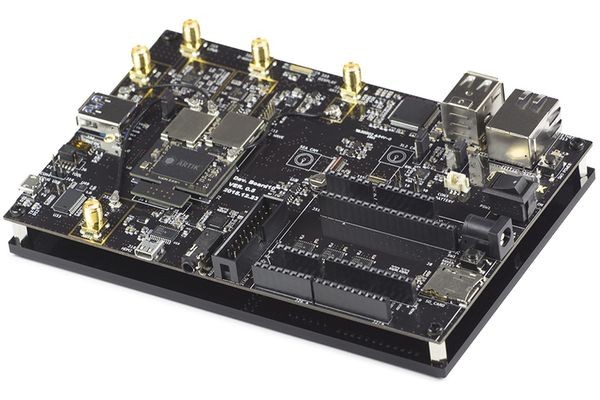 Artik 10 бросает вызов Raspberry Pi 3