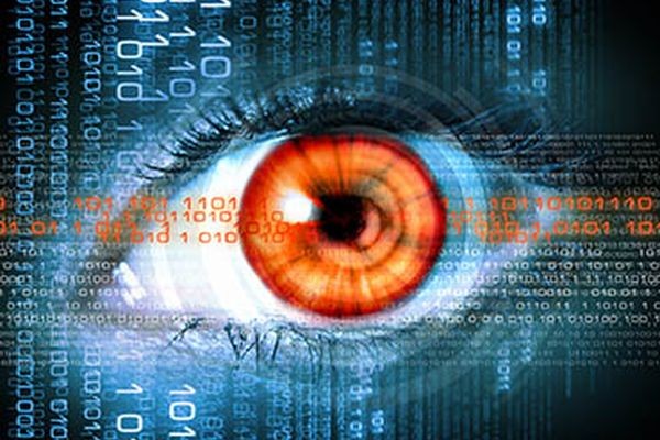 Google получила патент на размещение электронных устройств внутри глаза