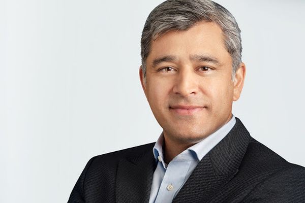 Google собирает лучших менеджеров в подразделении виртуальной реальности