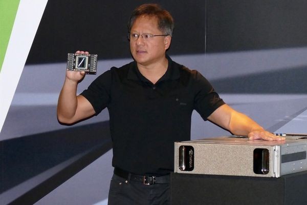 Computex: Глава Nvidia не видит угрозы в «тензорном» процессоре Google