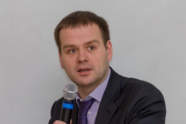 Не разрушая до основанья