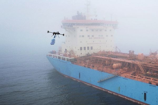 В Maersk хотят с помощью беспилотников сократить затраты на снабжение судов