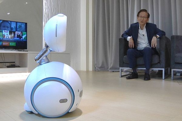 Джонни Ши о роботе Zenbo