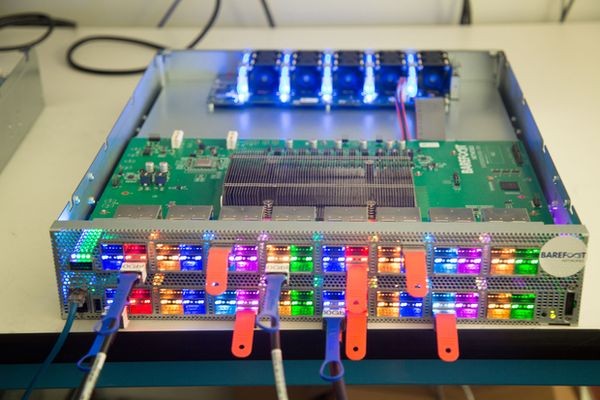 Barefoot обещает революцию в коммутации