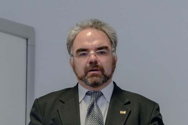 «Зонтик» безопасности для российских компаний