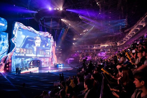 Mail.Ru покупает киберспортивный холдинг Esforce