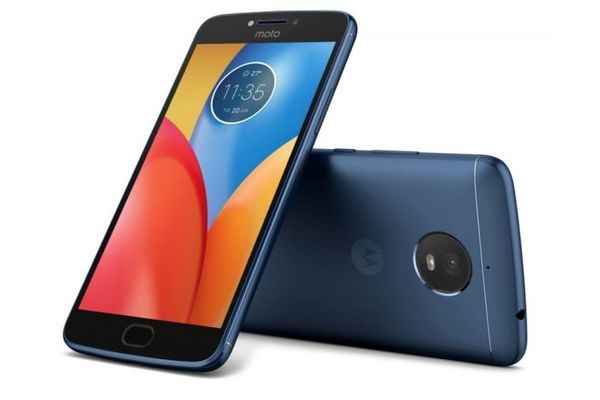 Ждите Moto E5: металлический корпус и сканер отпечатков на задней стороне
