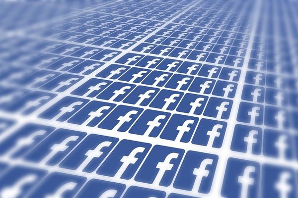 Житель Австрии обвиняет Facebook в неправомерном использовании личных данных