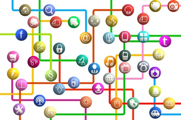 Facebook: активные пользователи реже ходят по мошенническим ссылкам