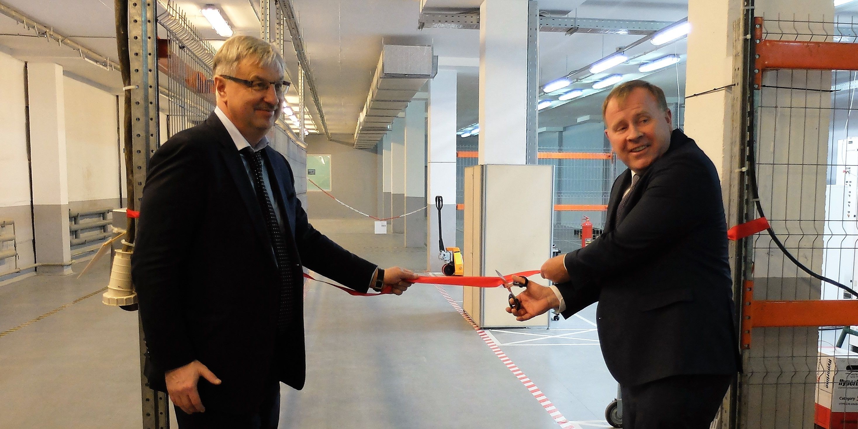 михеев евгений александрович абитех. ао абсолютные технологии. четвергов олег абсолютные технологии. ибп для компании. абсолютный технологии работа.