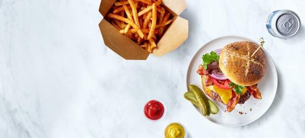 Uber Eats прекращает работу в России