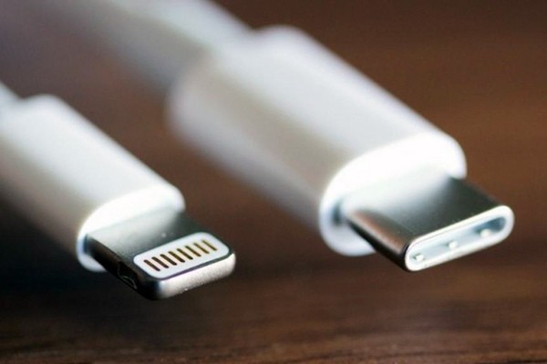 «Молния»: Apple никогда не заменит в iPhone разъем Lightning на USB-C