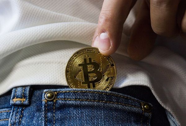 Apple запретила майнинговые приложения