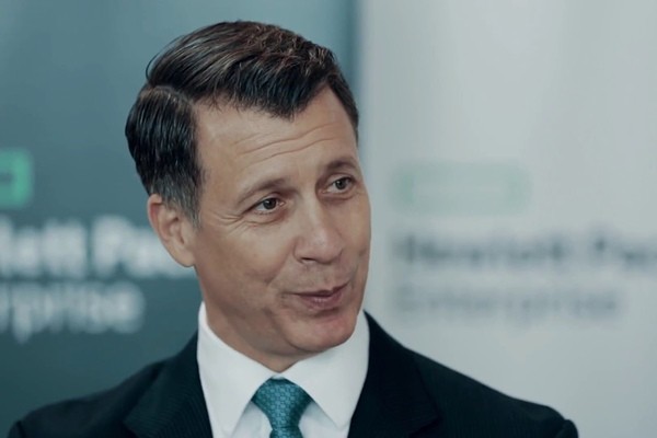 В HPE утвердили главу подразделение гибридных ИТ