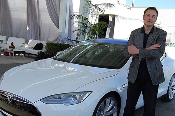 Илон Маск хочет вывести Tesla с биржи, чтобы решить ее финансовые проблемы
