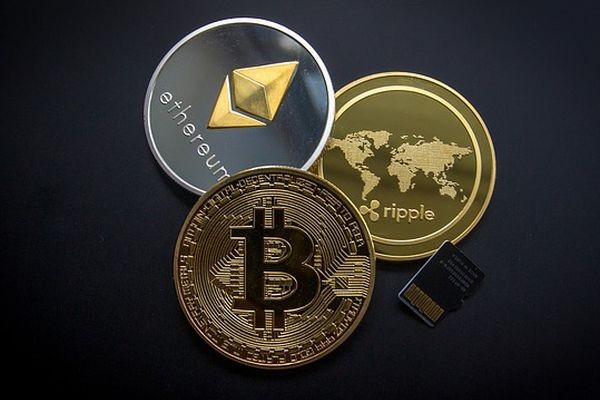 За лето стоимость крипторынка снизилась на 120 миллиардов долларов