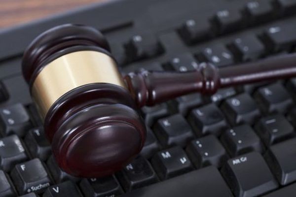 В России могут появиться спецсуды по соцсетям