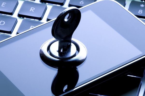 Group-IB: Россияне теряют в среднем по 5 тысяч рублей в год из-за кибермошенников