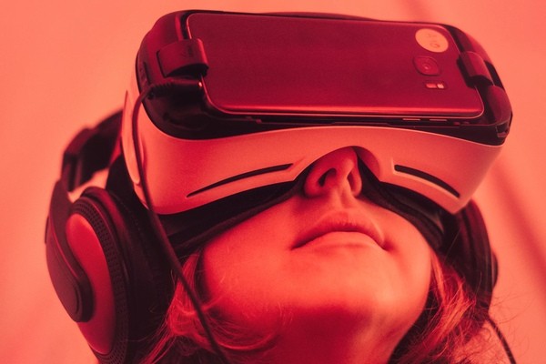 IDC: приложения делового назначения для AR-шлемов медленно набирают популярность