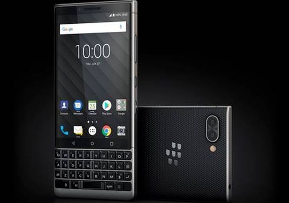 В России начались продажи BlackBerry Key2
