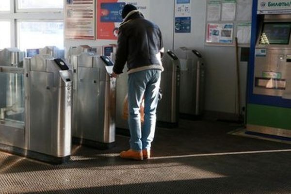 В Москве тестируют оплату проезда в электричке через распознавание лиц