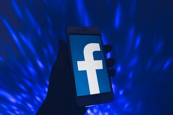 Facebook ищет специалистов по криптовалютам