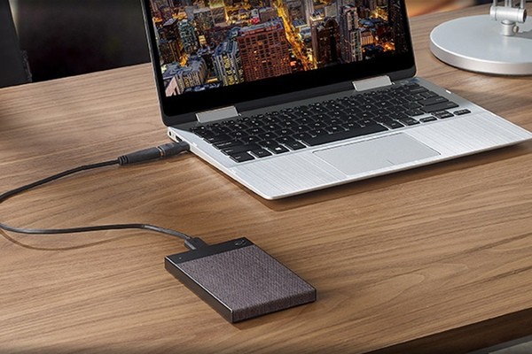 CES: Seagate показала новые портативные накопители