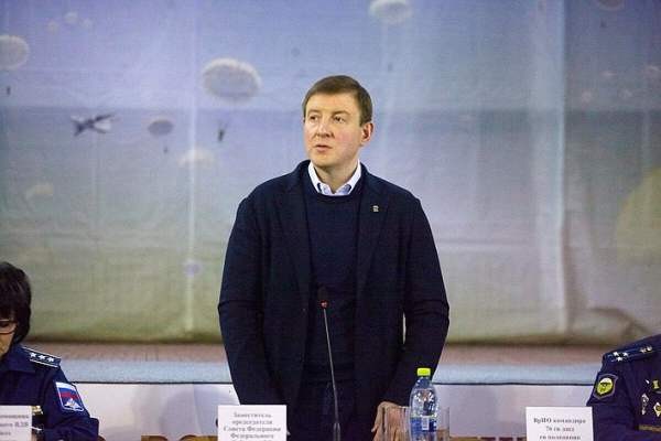 В Совфеде хотят защитить рабочих от рисков роботизации