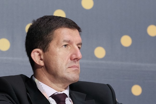 «Ростелеком»: ГКРЧ затягивает внедрение 5G