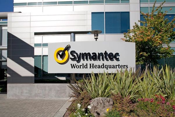 Генеральный директор Symantec внезапно уволился после публикации негативного финансового прогноза прибыли