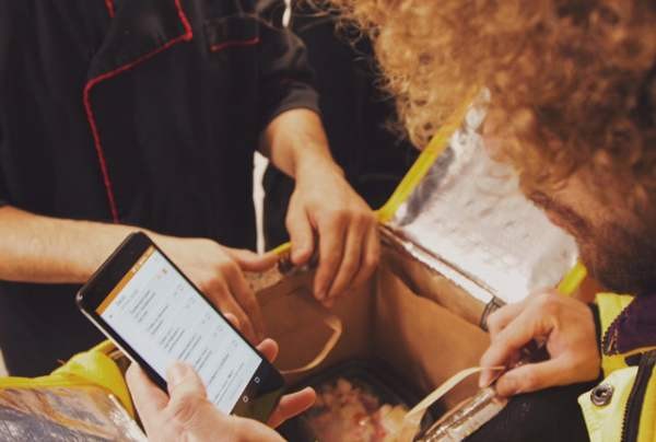 «Яндекс.Еда» выходит в корпоративный сегмент